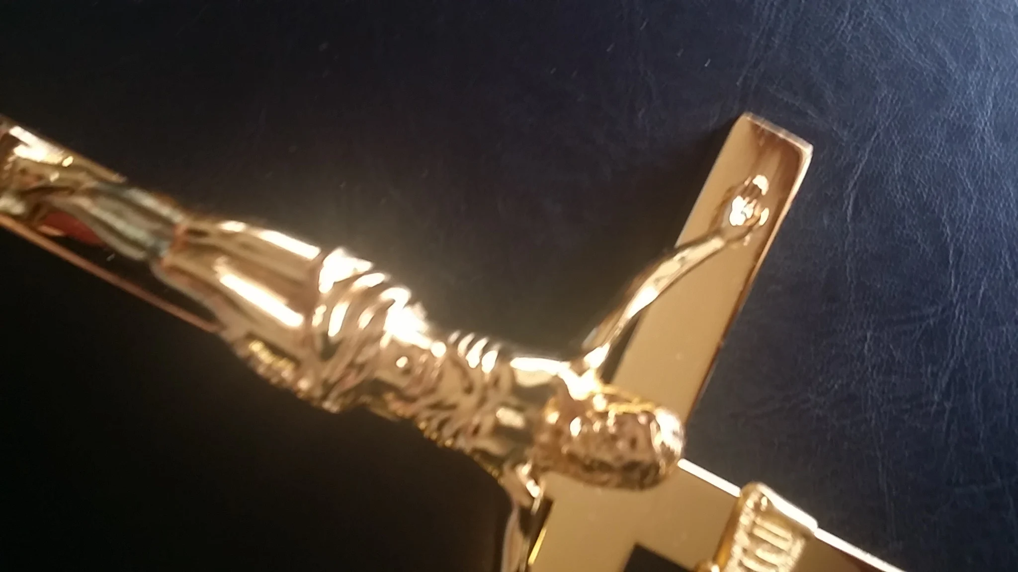 Glory of Light catol Relics, христианская Внешняя торговля, раскрашенный крест с позолоченной фигуркой Иисуса, горькое изображение, украшение, кулон