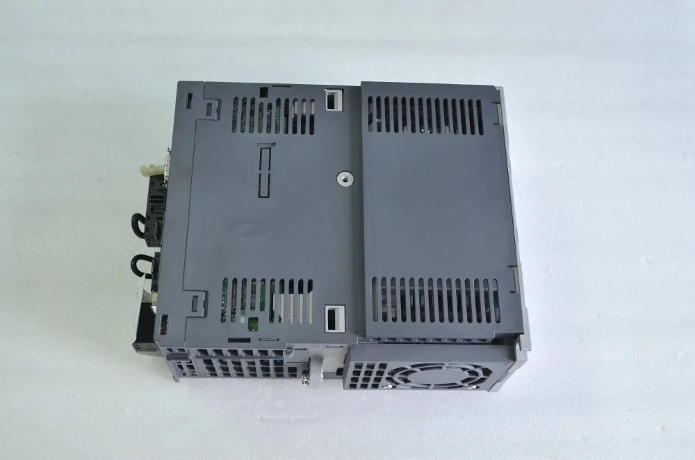 AC Servo усилитель MR-J4-200B