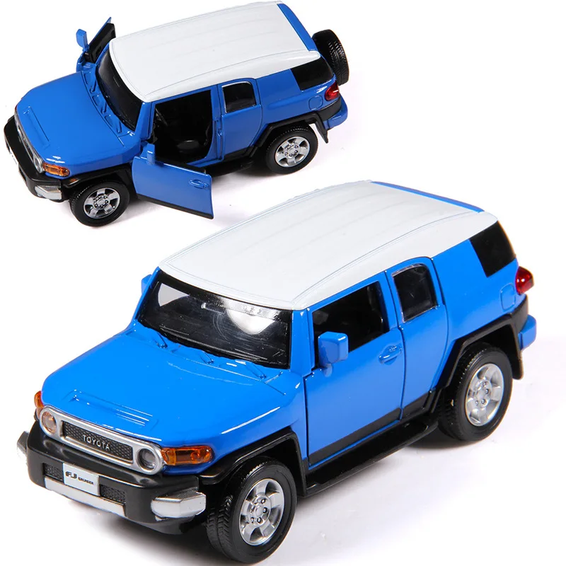 1:32 моделирование Toyota FJ Cruiser SUV модель игрушечного автомобиля из сплава оттягивание детские игрушки Лицензионная коллекция подарок внедорожник дети