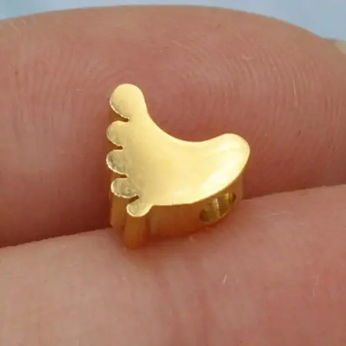 Gold Feet 5 шт 316L бусины из нержавеющей стали 1,8 мм отверстие может поместиться 1 мм/1,5 мм цепи DIY ювелирные изделия Сердце Звезда Луна слон Черепаха Крест ключ Корона - Цвет: Gold Feet