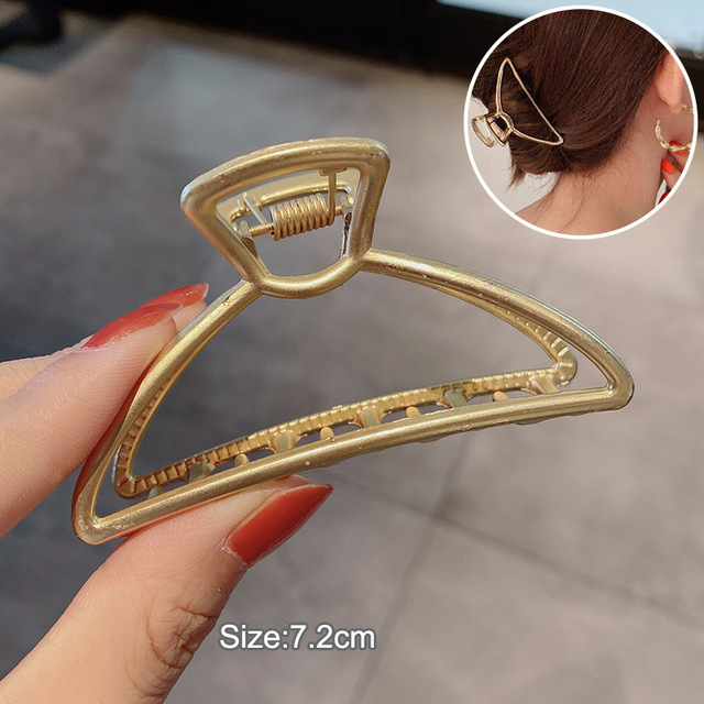 Pearl Hair Claw For Women Ladies Makeup Hair Barrettes Hair Accessories Korean Cross Crab Hair Clip Fashion Girl Headwear