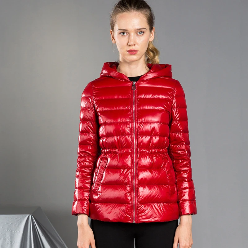 Модная зимняя куртка ультра легкий пуховик тонкая талия пальто легкие теплые куртки невесомый мягкий с капюшоном женские парки M-3XL - Цвет: Красный
