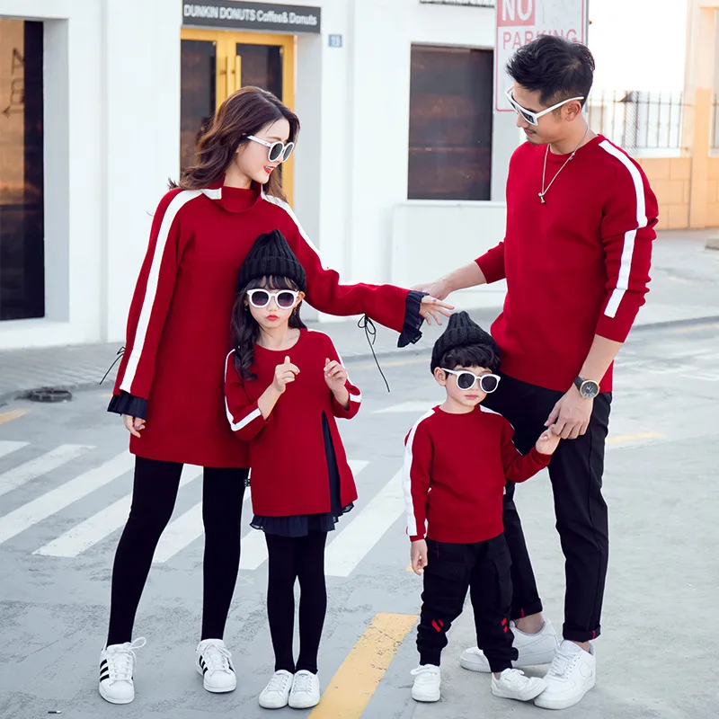

2019 Autumn Winter Daddy Son Outfits Mother and Daughter Clothes Family Matching Sweaters Hoodies Mom and Daughter Dress Jackets
