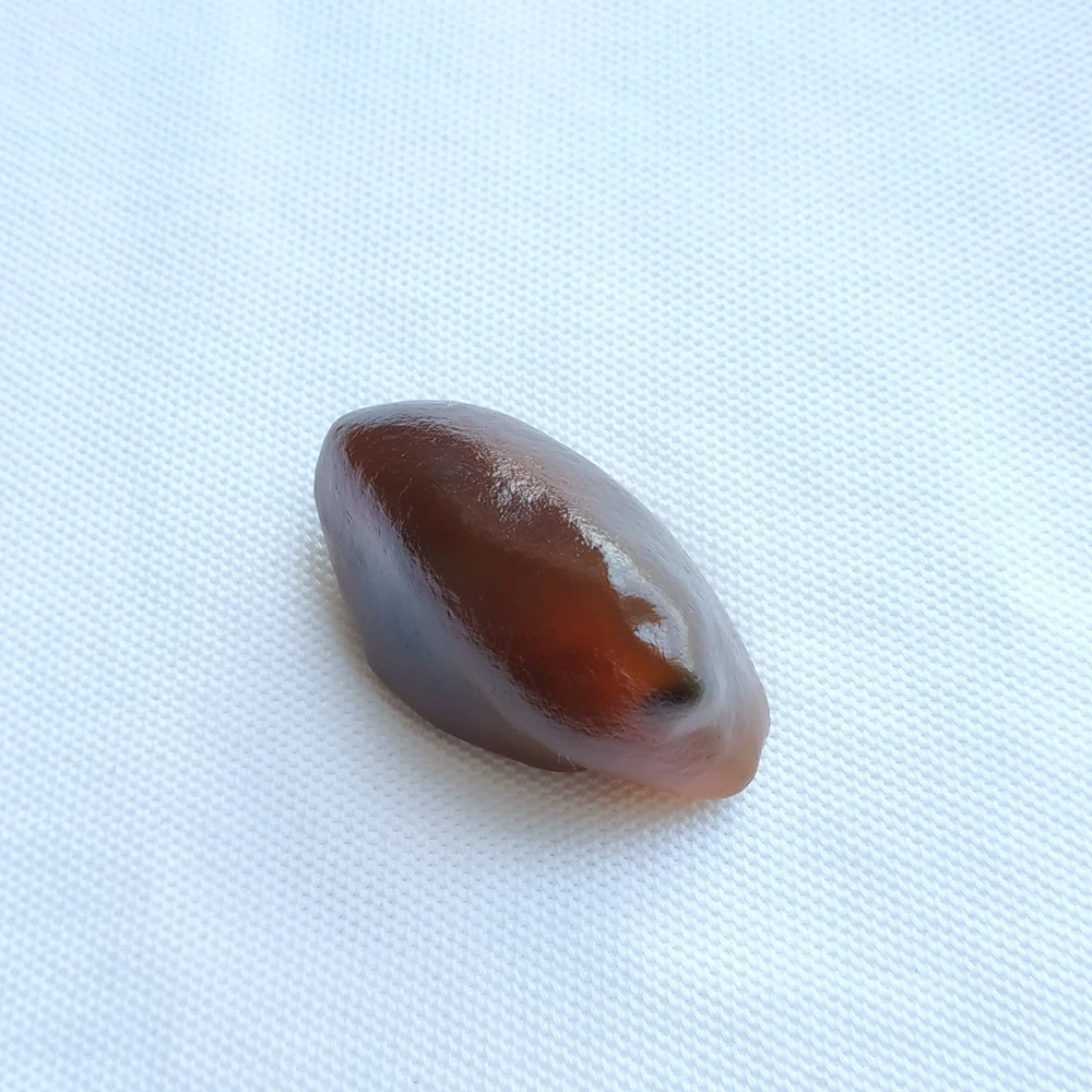 Natural beautiful stone Ornamental raw stone raw agate Silk Road Collectibles unique collection Natural beautiful stone Ornamental raw stone raw agate Silk Road Collectibles unique collection