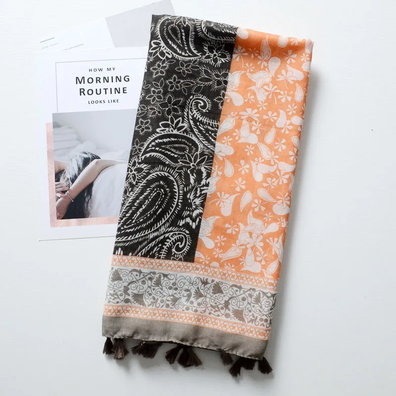 New Japanese literature and art small fresh scarf retro stitched Bohemia cashew printed silk scarf aesthetically beautiful towel
