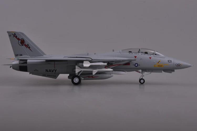 VF-74/USS SARATOGA 1992 F-14B истребитель Готовая модель Коллекция Модель самолета