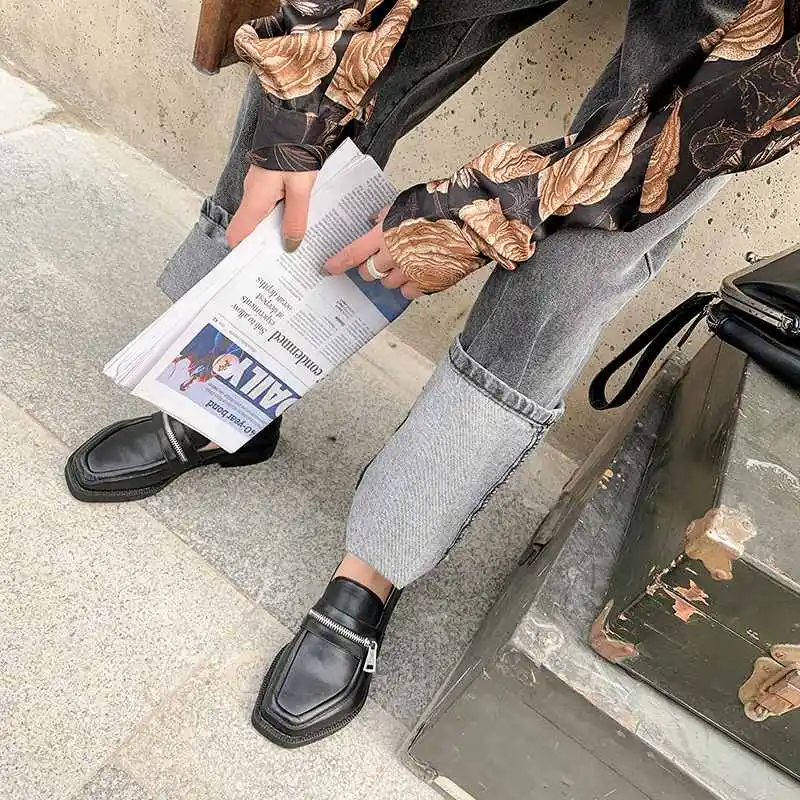 Krazing pot/Новинка Смешанные цвета натуральная кожа застежка молния металла лоферы с