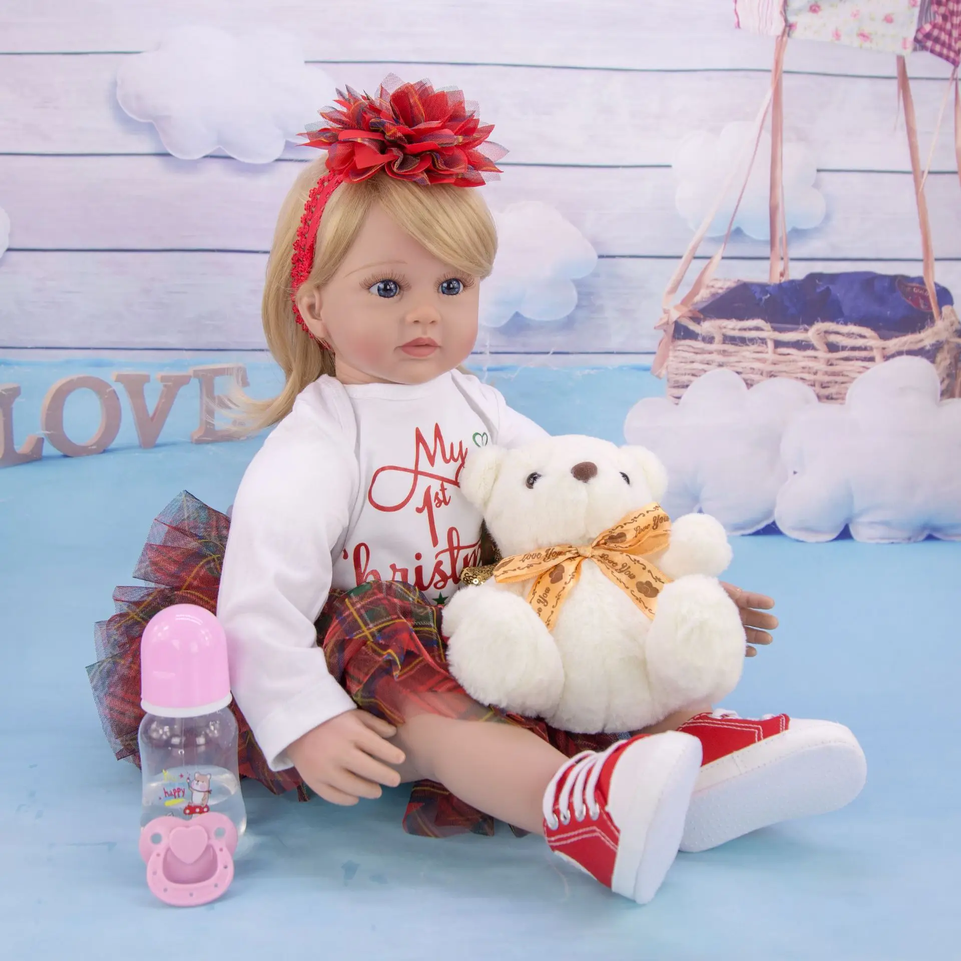 Bebes Reborn Dolls Красивая белокурая маленькая девочка Реалистичная силиконовая Детская кукла в модном платье Reborn Alive Dolls детский подарок игровой коврик