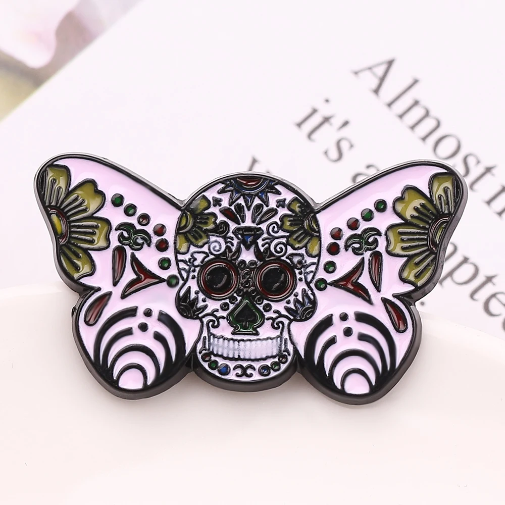 Punk Style Skeleton Love Heart Enamel Pins Self-deprecating Dark Punk Brooches Ocean Wave Whale Human Heart Lapel Pins Badges