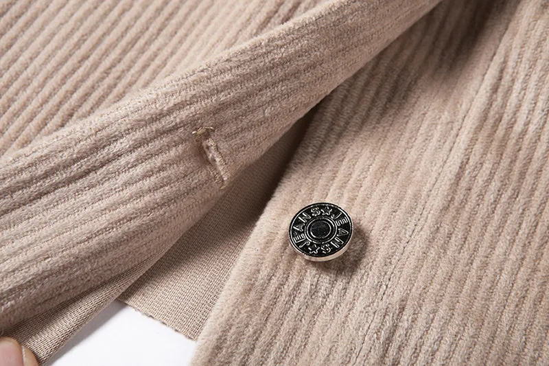 12679515860_1973477789