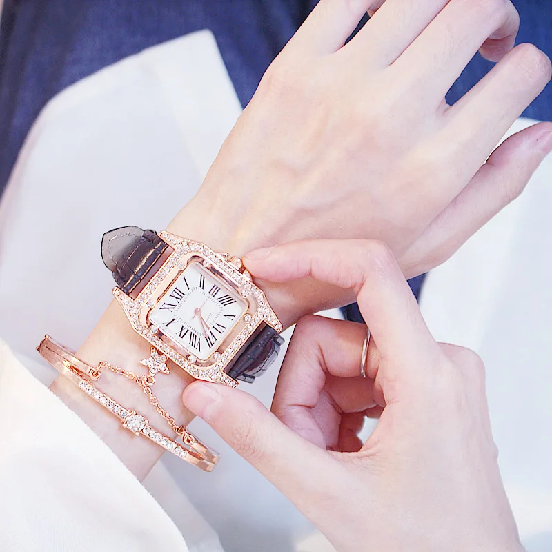 LADIES WATCHES  (11)