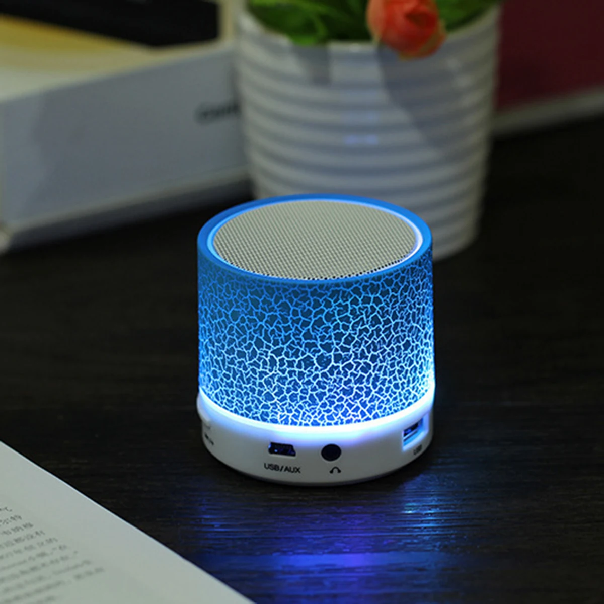 SOONHUA Mini Wireless BT Speaker USB Subwoofer Music Player Fast Transmission Loudspeaker Built In Mic With Charging Cable
