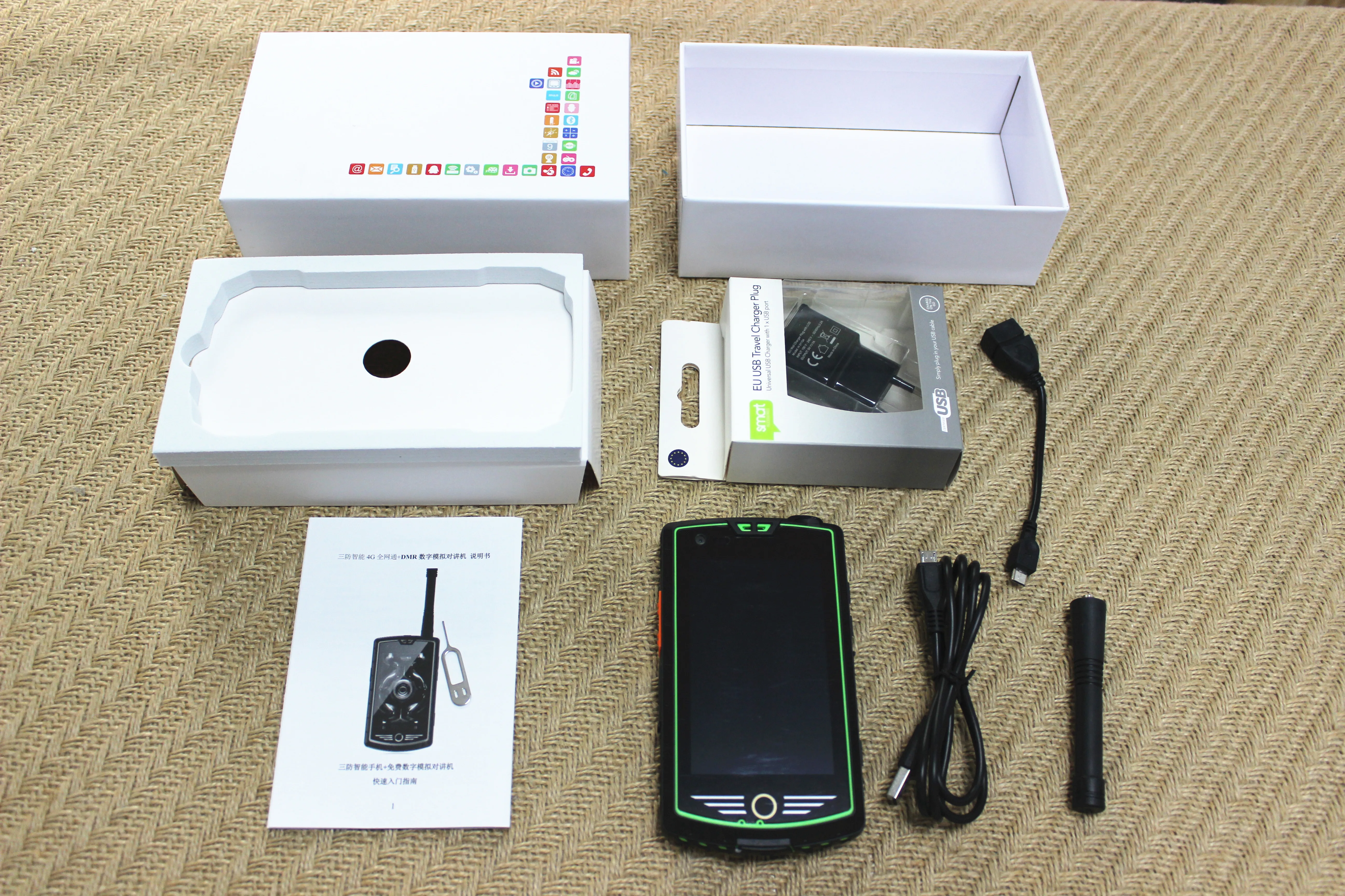 W305 Mobile Phone Touch Screen Walkie Talkie 3GB