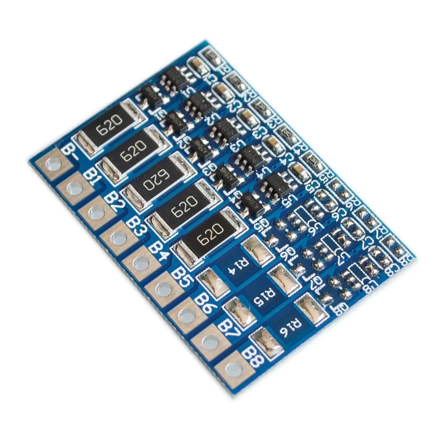Carte de protection BMS pour batterie lithium 18650, avec câbles de connexion et connecteur d'équilibrage.