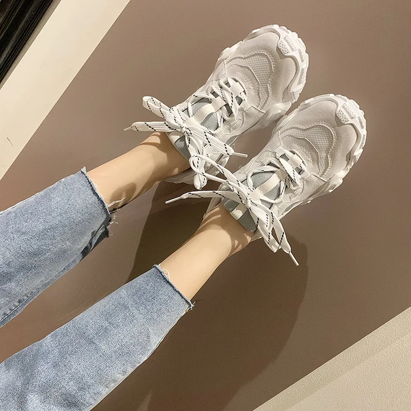 

Sneakers female 2019 autumn new comfortable black running shoes wild flat white sports shoes women zapatos de mujer ZQ-124