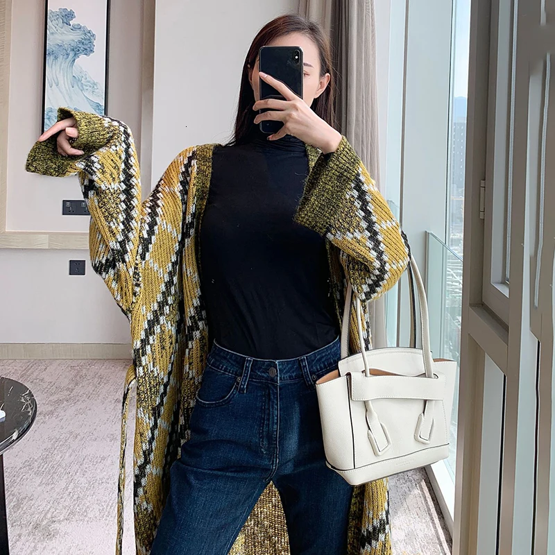 TWOTWINSTYLE элегантные клетчатые вязаные женские кардиганы с длинным рукавом негабаритных женских свитеров Осенняя модная новая одежда