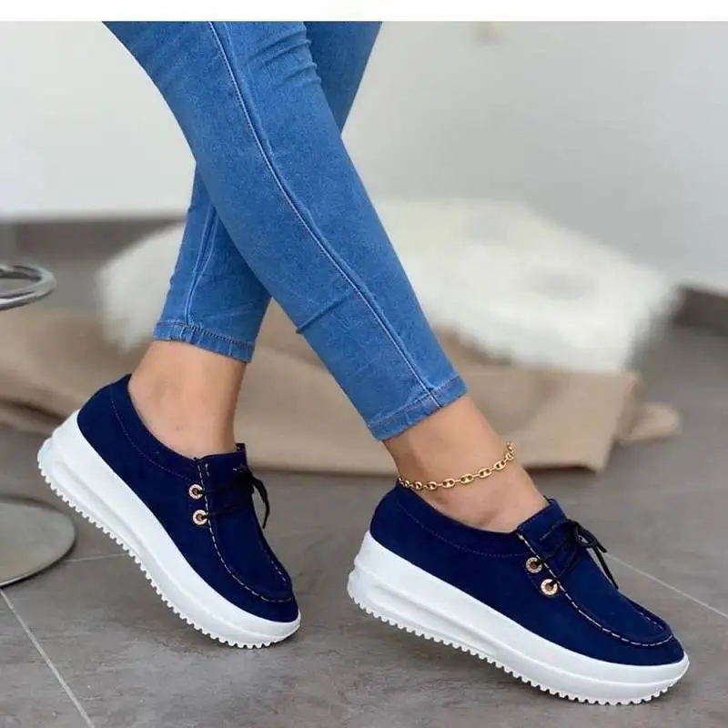 Solid Color Thick Women's Sports Shoes, Breathable and Non Slip Thick Soled Women's Shoes with Lace, New, 2021, Extra Large 43