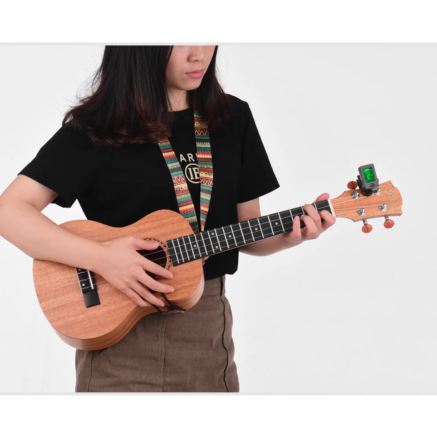 Muslady 26 дюймов Тенор укулеле Ukelele из красного дерева фанера с сумкой для переноски струны тюнер Ткань для очистки Капо целлюлоидные палочки