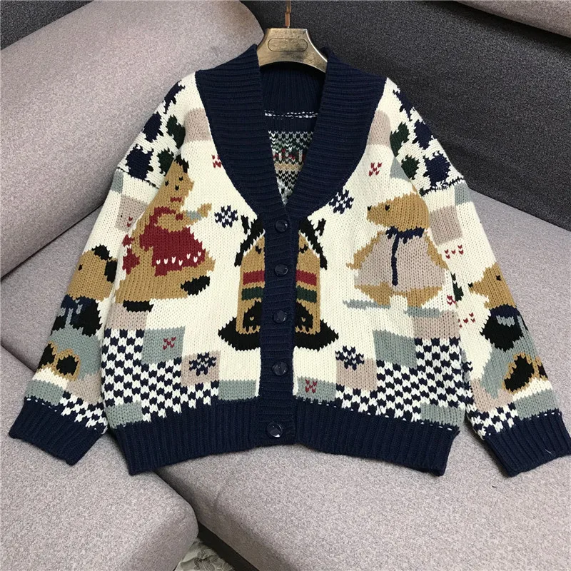 Luxury Designer Brand Knitted Sweater for Women Vintage V Neck Hand Cartoon Animals Thickness Cardigans |
