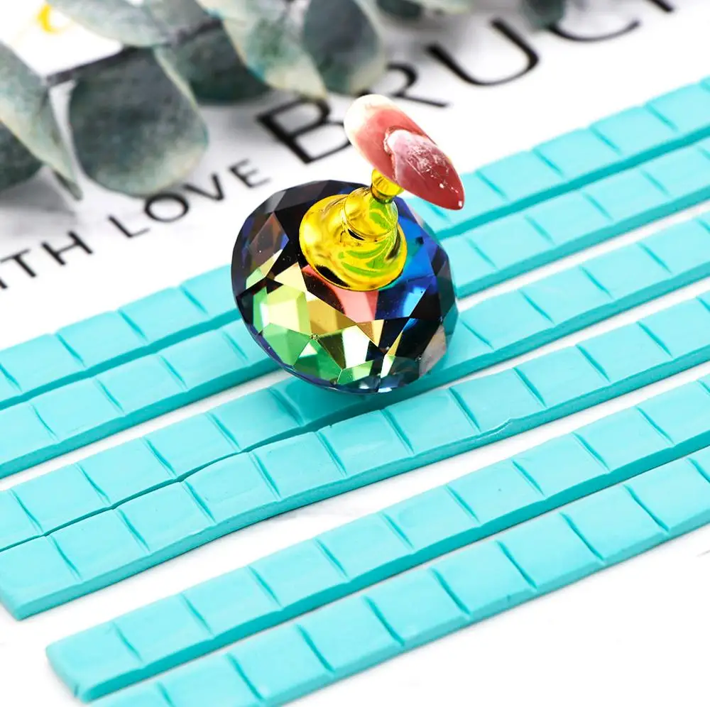 

1 Pack Nail Adhesveive Glue Clay Blue Removable Reusable Clay for Nail Display Stand