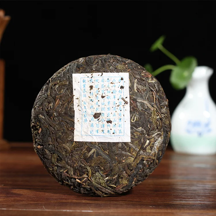 Yunnan Pu'er маленький торт Menghai весенний чай необработанный коричневый горный Tortillas