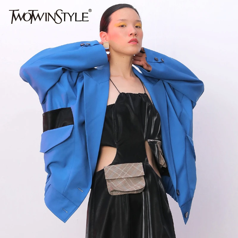 TWOTWINSTYLE свободная комбинированная плиссированная куртка смешанного цвета новое пальто с длинными рукавами и отворотом модное осенне-зимнее