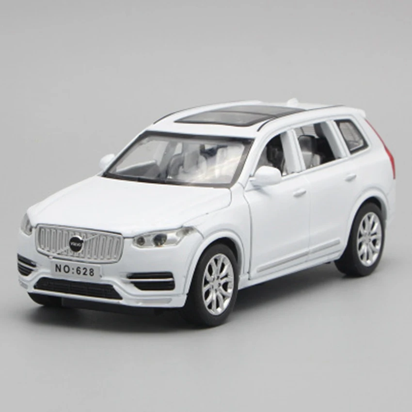 1:32 Volvo XC90, модель автомобиля из сплава, светильник, музыка, спина до 6, открытая дверь, имитационный дисплей, модель автомобиля, детские игрушки, подарок на день рождения - Цвет: Белый