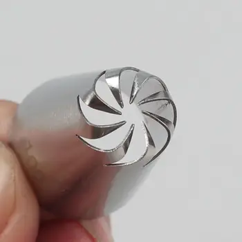 

#108 Stainless Steel Flower Icing Piping Nozzles Pastry Tips Set For Cake Cream Cupcake Decorating Tools