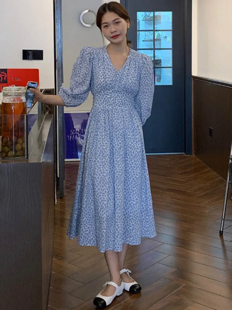

Korean Style V-neck Hollow Puff Sleeve Woman Beack Long Dress Maxi Dresses Floral Print Cascual Vintage Women Clothes