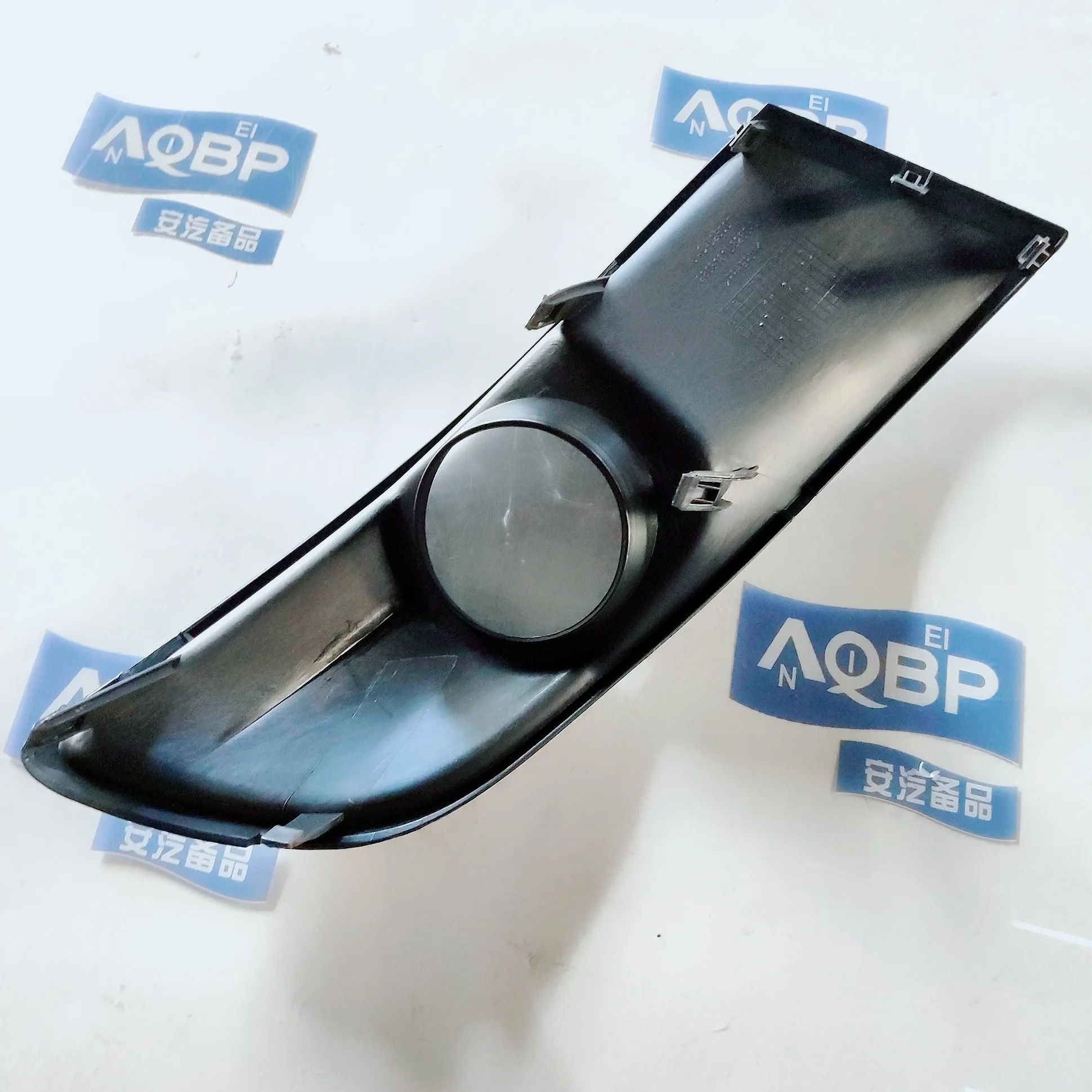 Автозапчасти номер OE 2803161U8260 для JAC J3 левая противотуманная фара