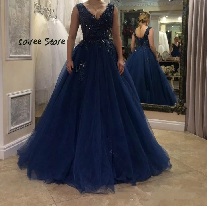 

Charming Navy Blue Long Evening Dress Deep V Neck Floor Length Prom Dresses Sexy Backless Appliques Graduation Party Gown 2019
