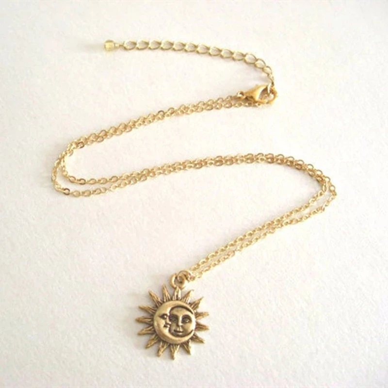 Dainty-Gold-Silver-Color-Sun-and-Moon-Necklace-Charm-Pendant-Necklaces-for-Women-Famale-Wedding-Jewelry.jpg_.webp_Q90.jpg_.webp_.webp (4)