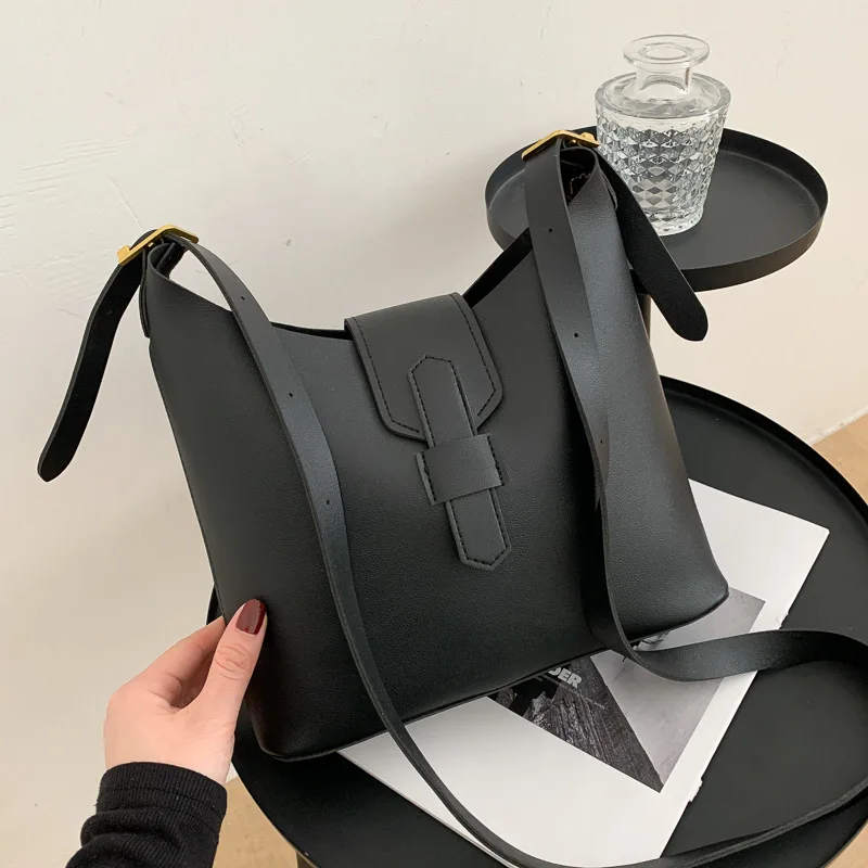 

New 2021 Fashion Women PU Leather Shoulder Bucket Bag Large Capacity Ladies Casual Travel Crossbody Bags Messenger Bag For Girls