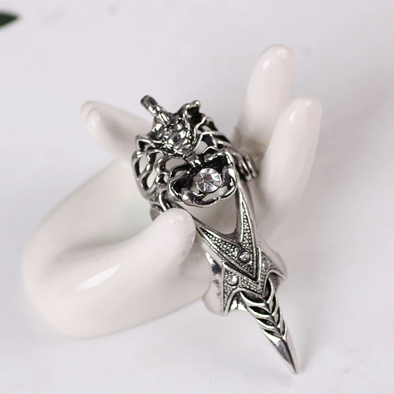 Hot New Domineering Men's Ring Punk Style Animal Scorpion Ring Alloy Inlaid Rhinestone Gothic Exaggerated Fashion Jewelry Gift
