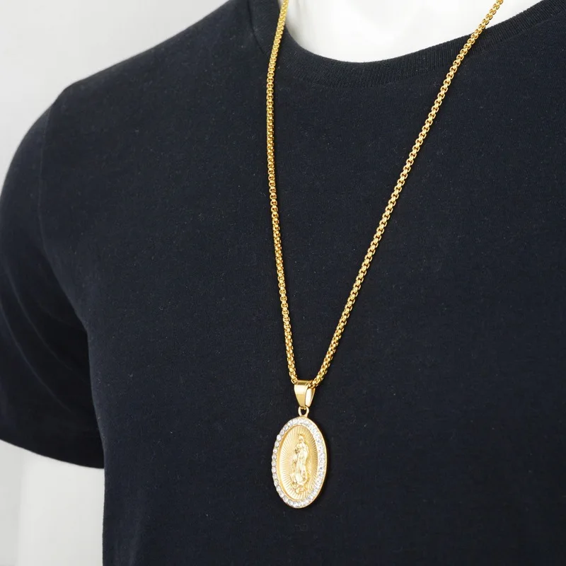 European and American nightclubs hip-hop personality Madonna oval brand titanium steel necklace ornaments for men and women