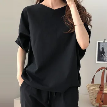 

Summer Korean Japanese Style Women Black T-Shirt Casual Loose Streetwear Plain Short Sleeve V-Neck Women Tops Minimalist