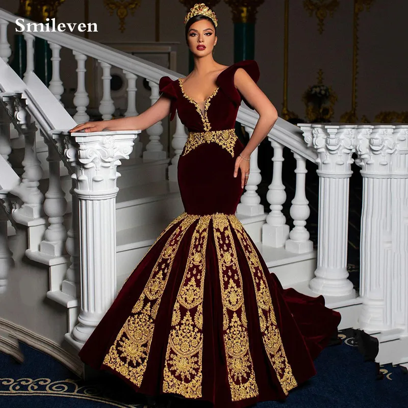 green emerald velvet dress Sleeveless Velvet Burgundy Mermaid Prom Party GownsTassel Gold Appliques Evening Gown with Front Split main image 0
