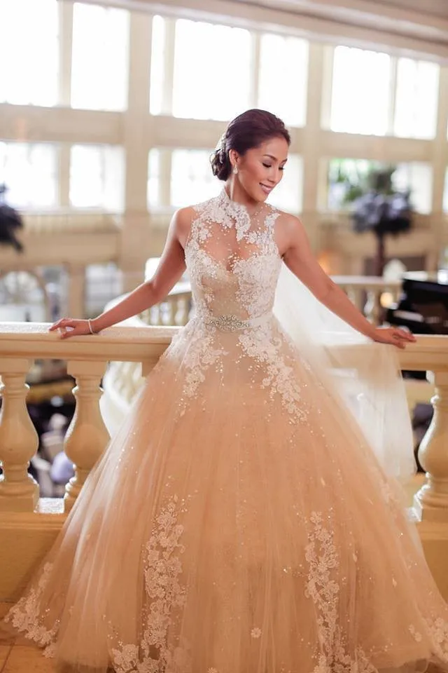 

2014 Real Image Vintage Jewel Appliqued Beaded Sleeveless Puffy Ball Gown Wedding Dresses Vestidos