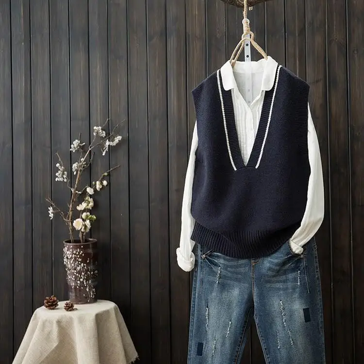 Autumn New Women Knitted Vest Big V Neck Short Vest Coat Solid College Wind Sweater Vest