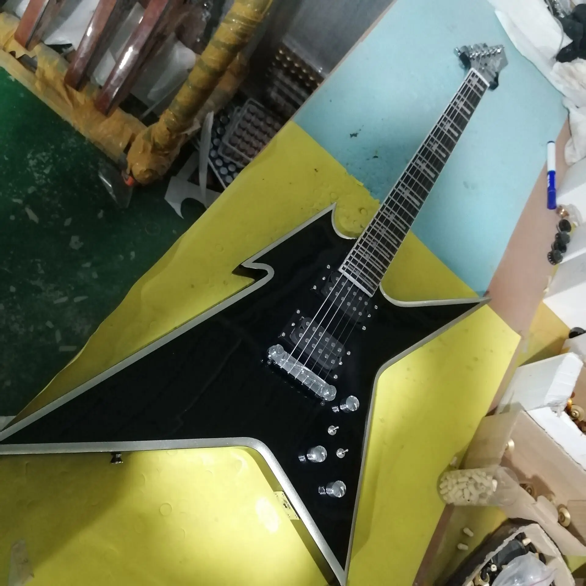 Free Shipping New Bc.rich Electric Guitar Best Quality In Black