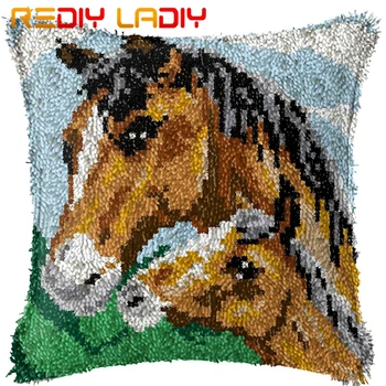 

Latch Hook Cushion Horse Mother Love Pillow Case Printed Color Canvas Acrylic Yarn Latched Hook Pillow Crochet Cushion Cover Kit