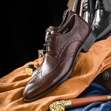  2021 New Men's Genuine Leather Shoes Handmade Crafted British Style Brogue Carved Business Casual Shoes Men 