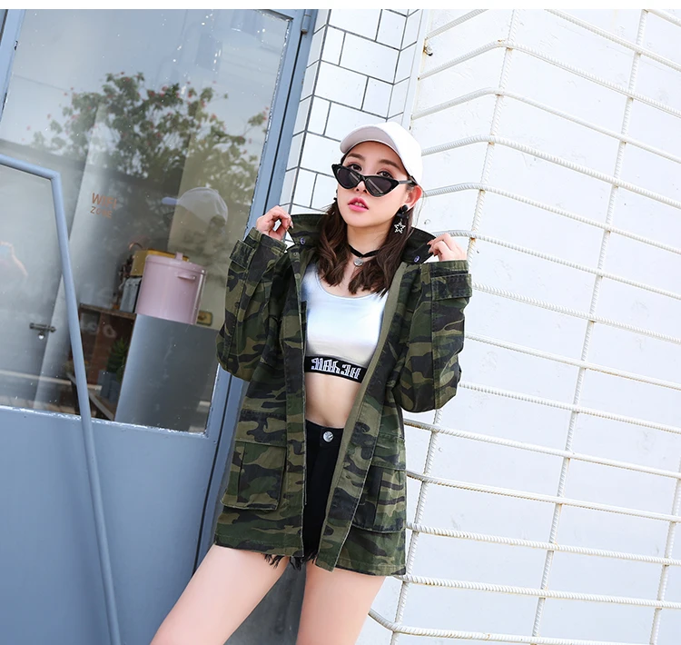 YUZACDWX Chaquetas Mujer Высококачественная армейская зеленая камуфляжная куртка Модные повседневные женские камуфляжные джинсовые пальто с капюшоном уличная