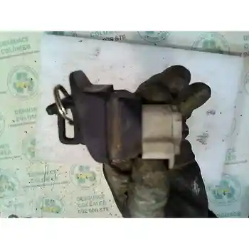 

2886570 Trunk lock/Porton Peugeot 205 Saloon *