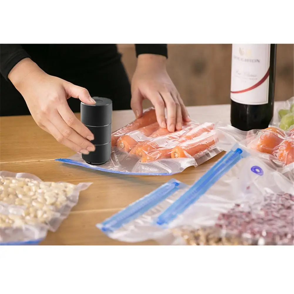 Mini Vacuum Pump Machine Baler Compression Packaging Bag Small Household Quilt Clothes Kitchen Vegetable Preservation