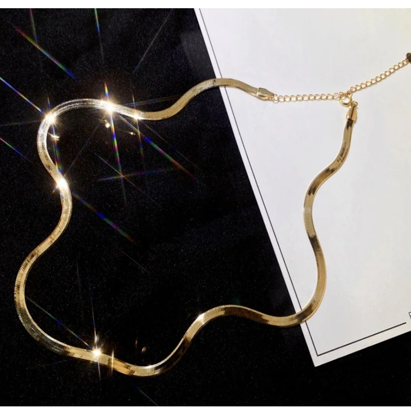 Ювелирные изделия из настоящего желтого золота 18K (AU750) | Украшения и аксессуары