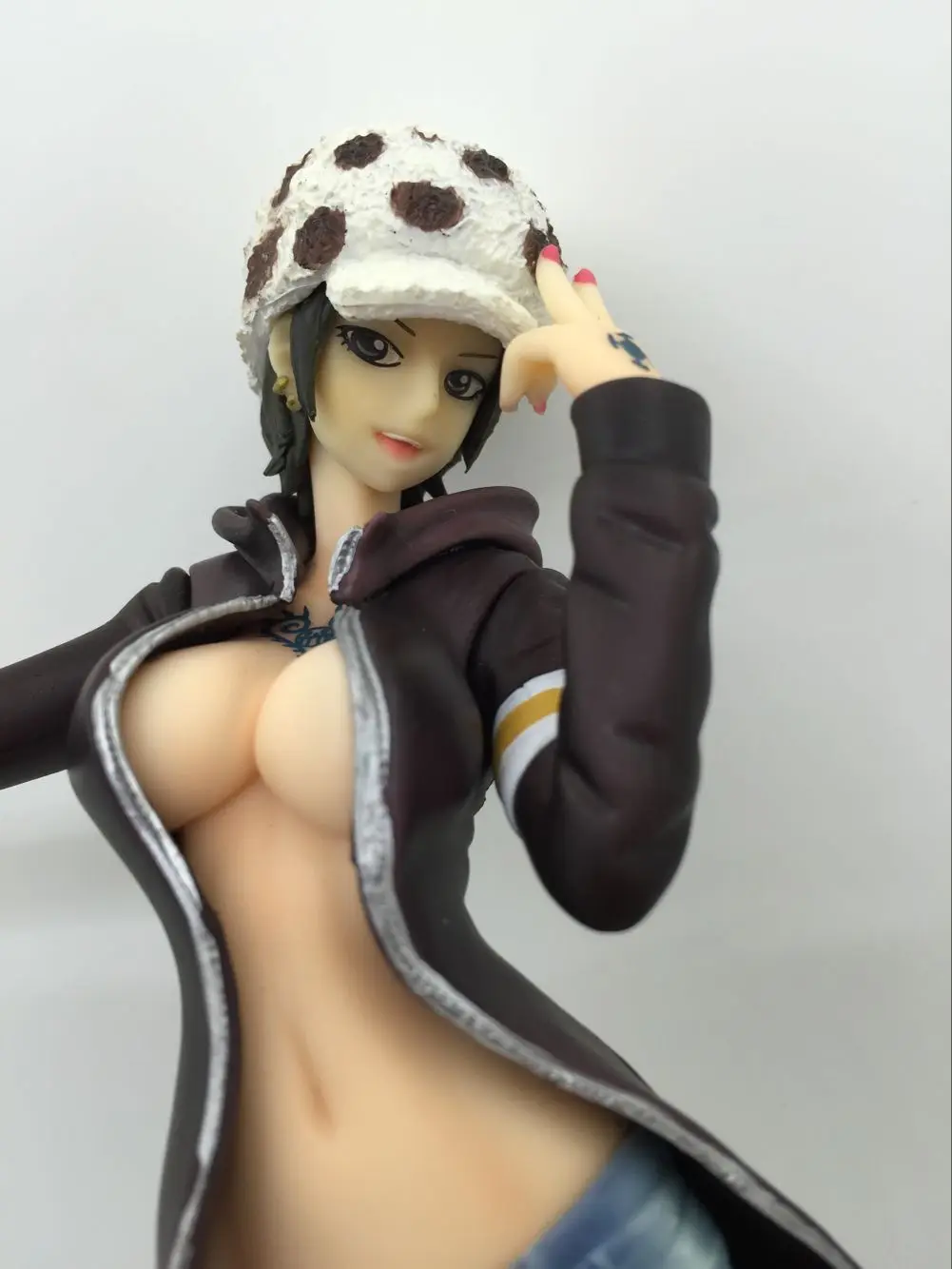 MegaHouse MH Gem mh hna King Pop Iro Trafalgar Garro женское тело мать