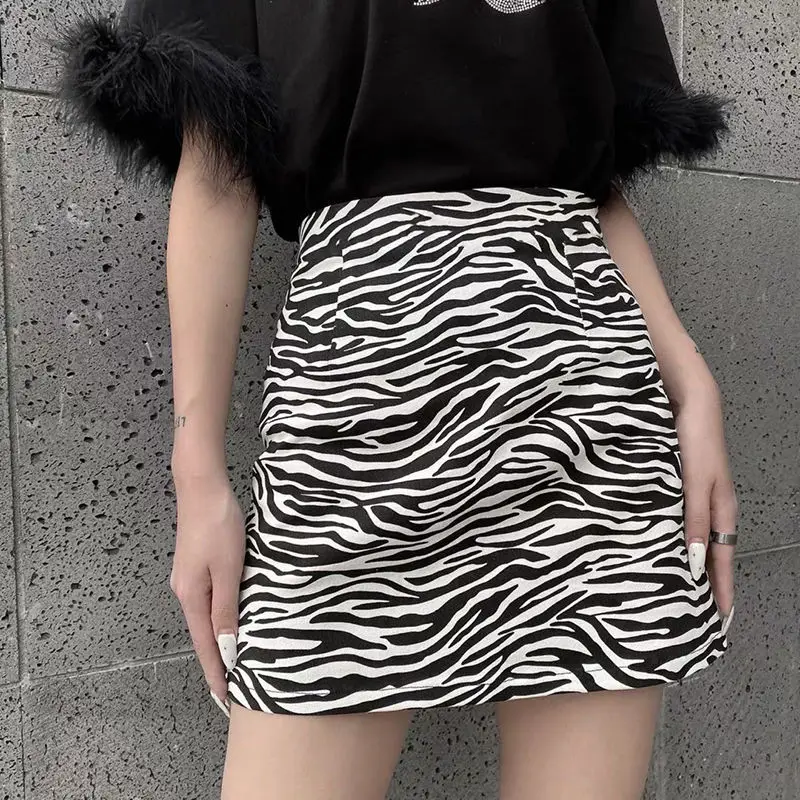 

2020 Autumn Zebra Print Skirts Women High Waist Thin A-line Black Skirt Fashion Simple Hip Wrap Midi Skirt