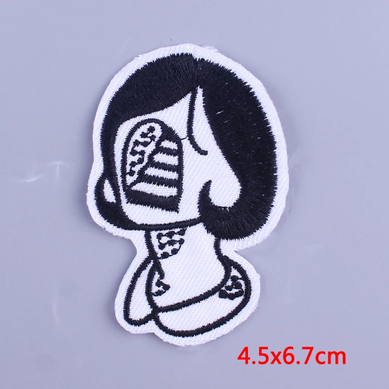 Patch Brodé En Fore De La éduse En Colère, à Coudre Ou à Coller Avec