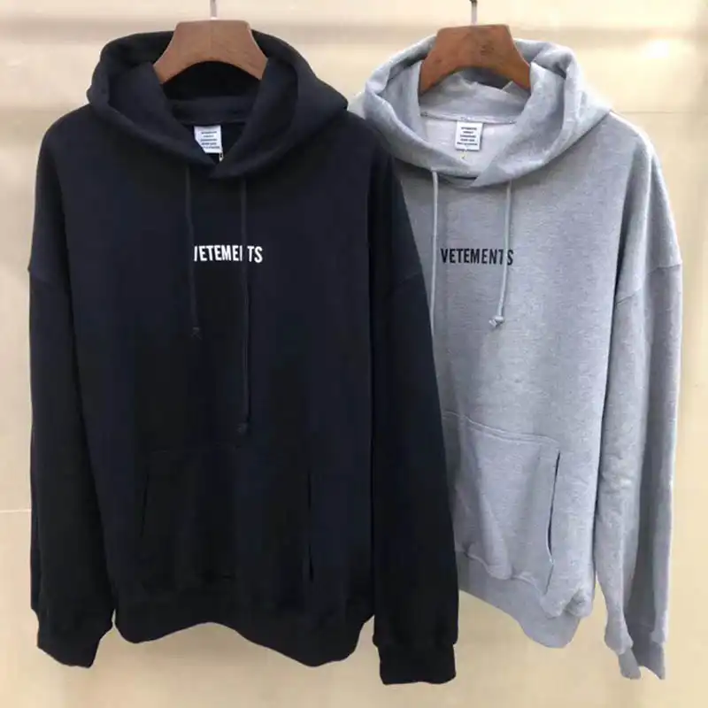 vetements ar hoodie